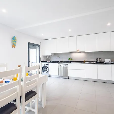 Wave Of Happiness 아파트 *